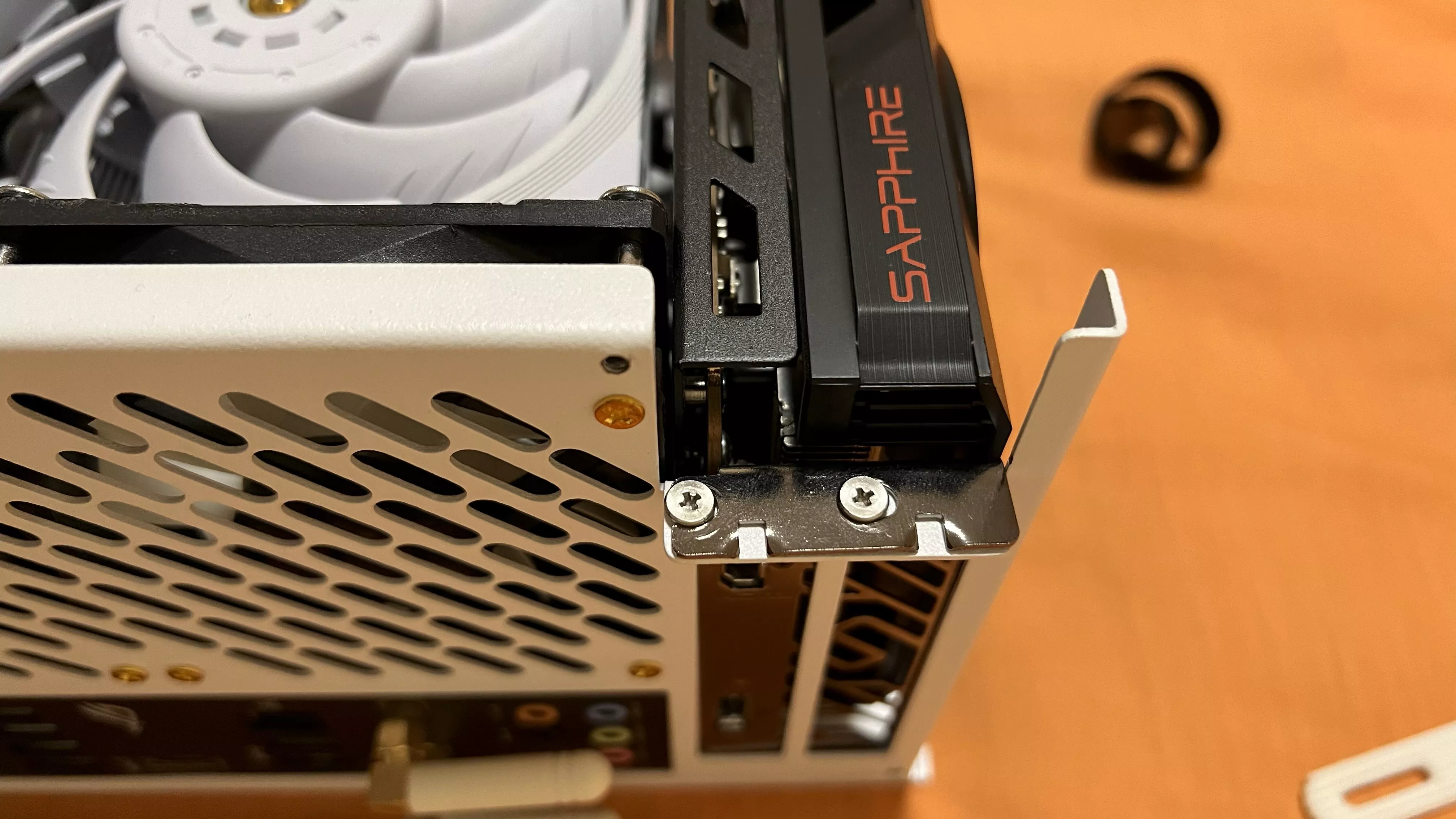Rear graphics card position.webp